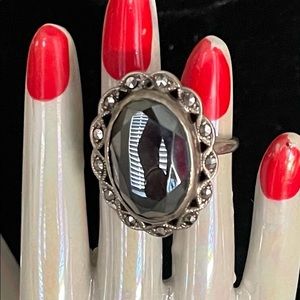 Vintage Art Deco Sterling Silver Hematite Marcasite Ring.